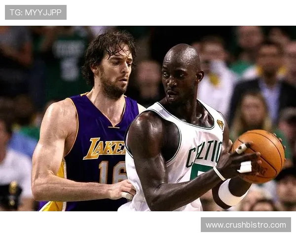 加内特低位单打效率提升，防守覆盖改变对手进攻选择