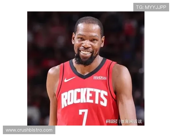 杜兰特与巴特勒挡拆配合提升关键时刻得分效率